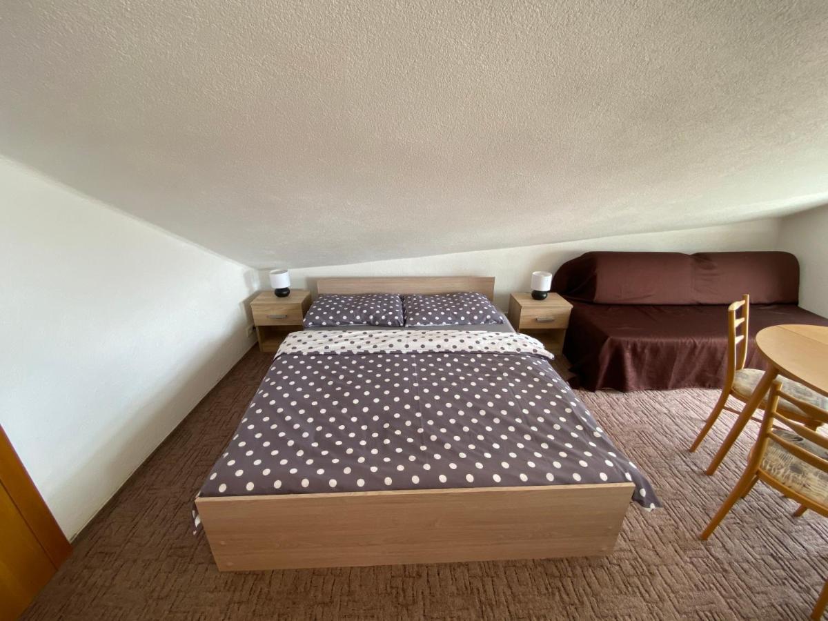 The Legits Apartman
