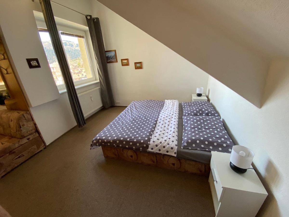 Apartment The Legits